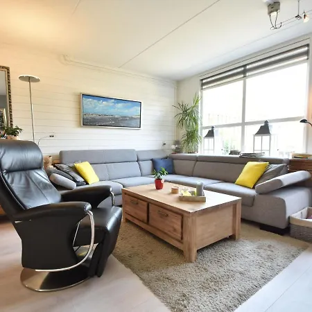 بيت للعطل Terraced House With A Veranda In A Green Neighbourhood At The Edge Of *